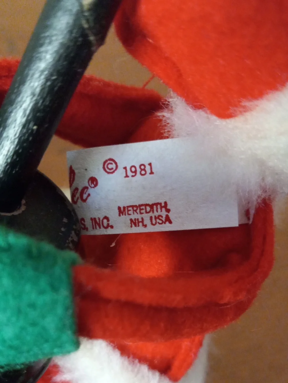 Vintage 1970s/1980s Annalee Santa Doll Warming at Stove - 5